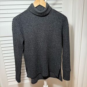Athleta Gray Ribbed Turtleneck Pullover Sweater Lightweight XS